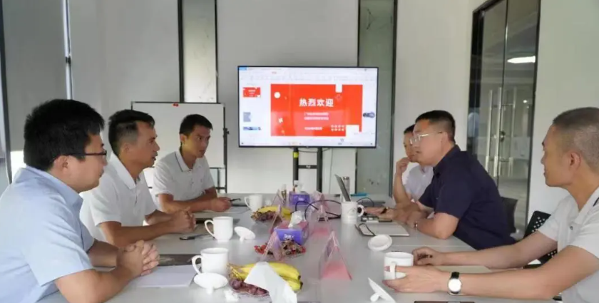 热烈欢迎广东家禽业协会、广东广生元公司和广东绿杨等领导莅临优百特开展技术交流活动